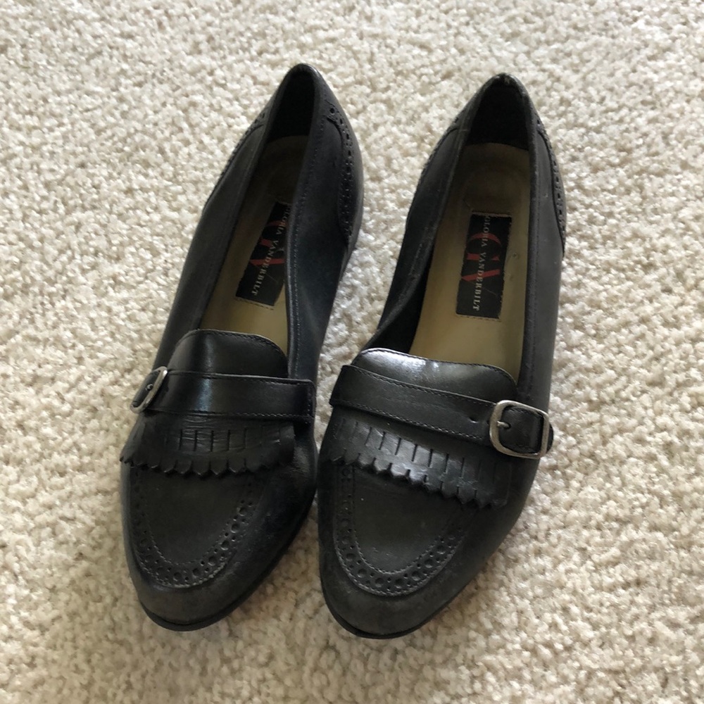 Women’s loafers - black 7M